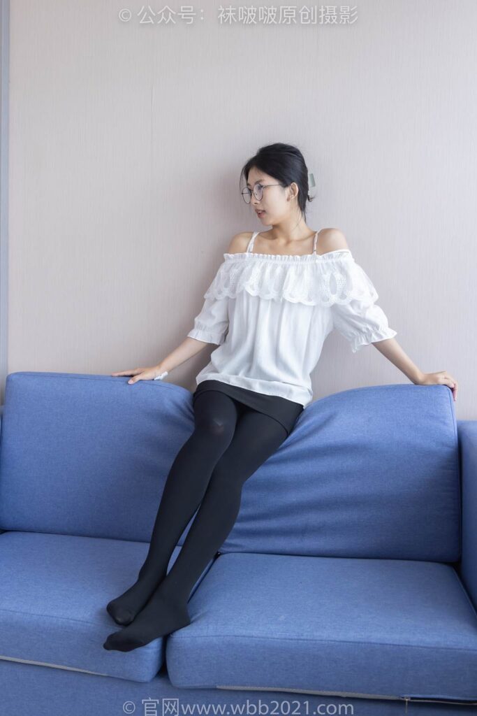 [BoBoSocks袜啵啵]NO.295 奶油-高跟鞋、平底鞋、厚黑丝、薄黑丝[140P/1V/5.62GB]插图3