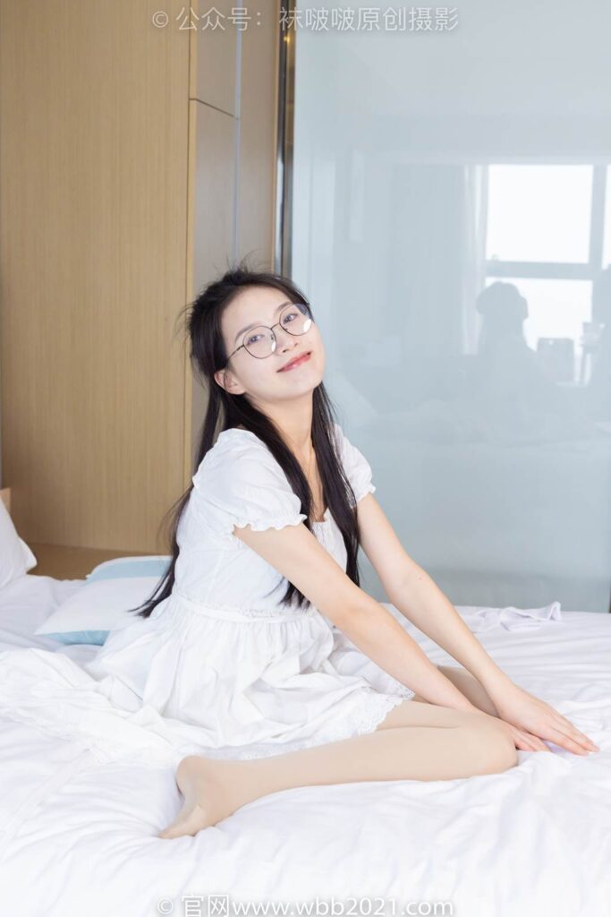 [BoBoSocks袜啵啵]NO.303 芝士-皮鞋、厚肉丝、白棉袜、薄肉丝[150P/1V/6.70GB]插图