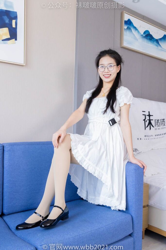 [BoBoSocks袜啵啵]NO.303 芝士-皮鞋、厚肉丝、白棉袜、薄肉丝[150P/1V/6.70GB]插图2