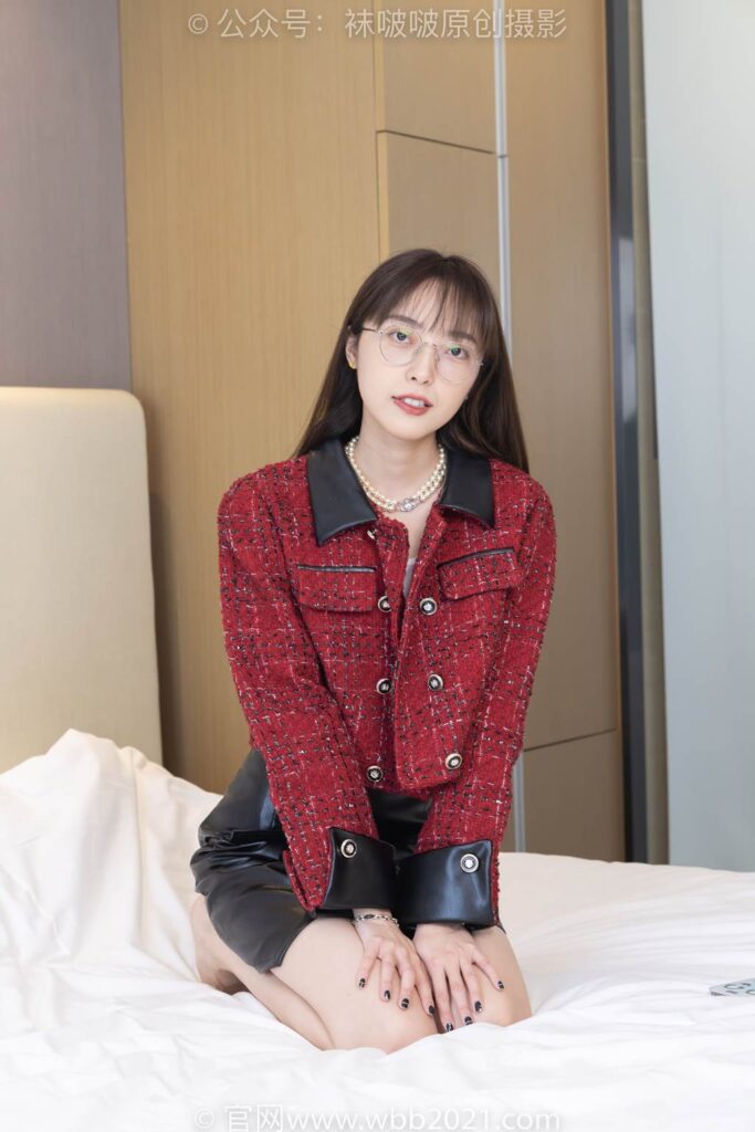 [BoBoSocks袜啵啵]NO.304 稚予-两双高跟鞋、肉丝、裸足[160P/1V/5.84GB]插图2