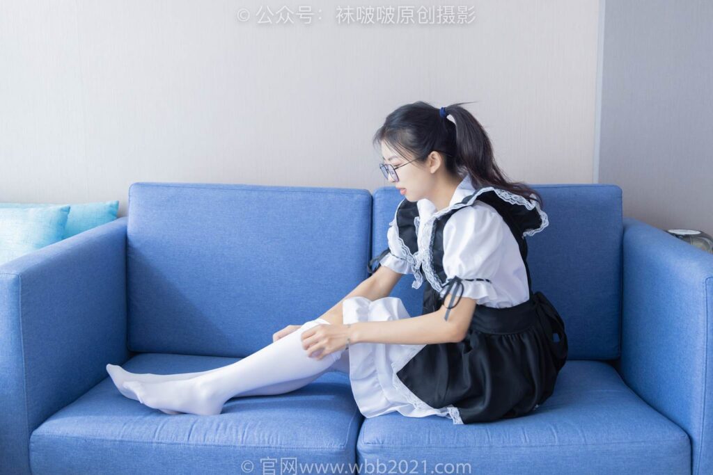 [BoBoSocks袜啵啵]NO.306 奶油-高跟鞋、皮鞋、厚白丝大腿袜、厚肉丝、白棉袜[140P/1V/5.83GB]插图3