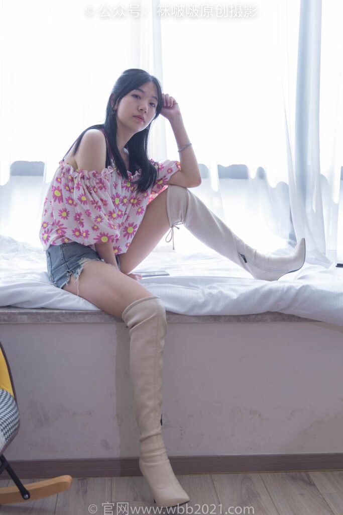 [BoBoSocks袜啵啵]NO.308 小甜豆-长靴、白棉袜、裸足[170P/1V/5.49GB]插图2