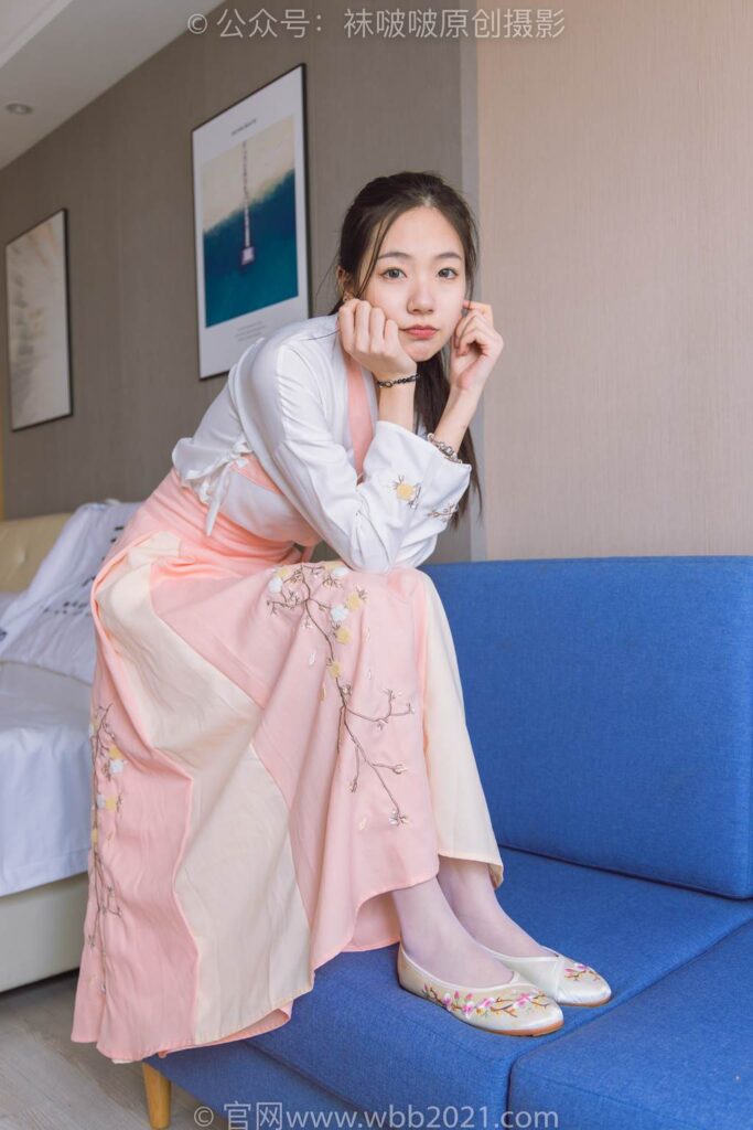 [BoBoSocks袜啵啵]NO.311 小甜豆-布鞋、白丝、裸足、古装[140P/1V/5.75GB]插图2