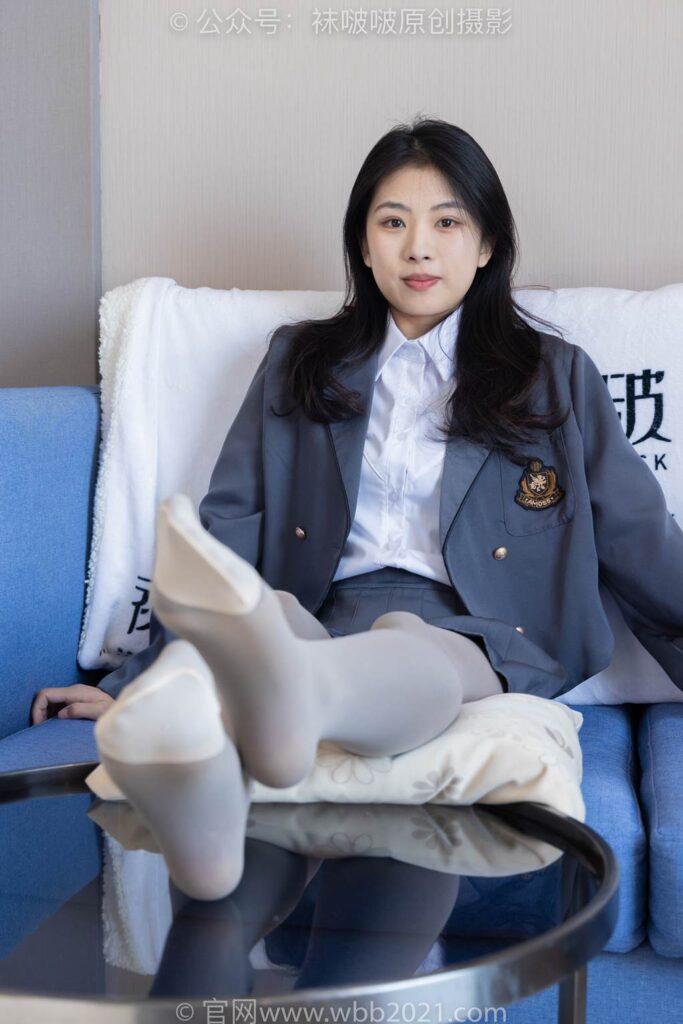 [BoBoSocks袜啵啵]NO.312 奶油-高跟鞋、黑丝打底、肉丝[160P/1V/6.67GB]插图3