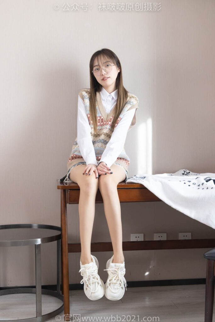 [BoBoSocks袜啵啵]NO.316 稚予-运动鞋、马丁靴、肉丝[160P/1V/6.36GB]插图