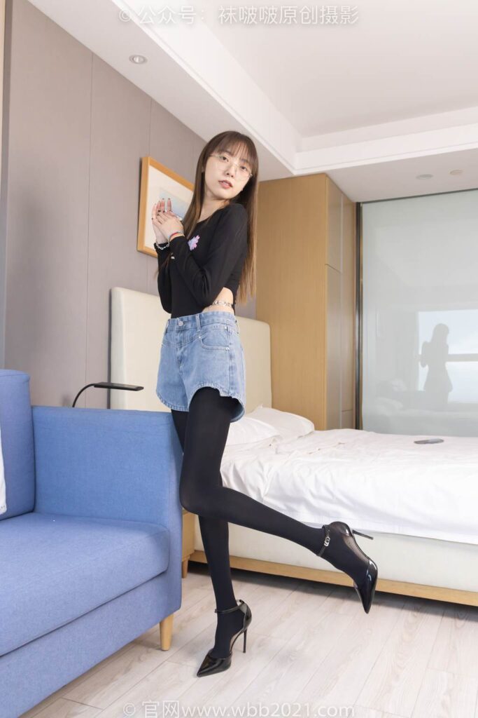 [BoBoSocks袜啵啵]NO.321 稚予-高跟鞋、厚黑丝[150P/1V/6.01GB]插图1