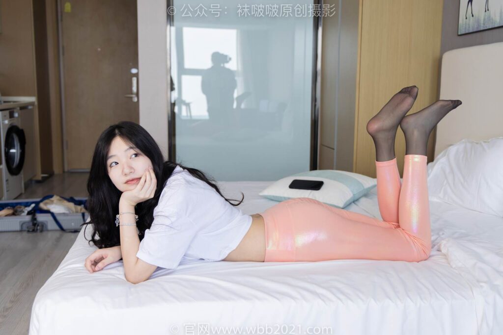 [BoBoSocks袜啵啵]NO.323 小甜豆-高跟长靴、黑丝、瑜伽裤裤里丝[148P/1V/6.20GB]插图3