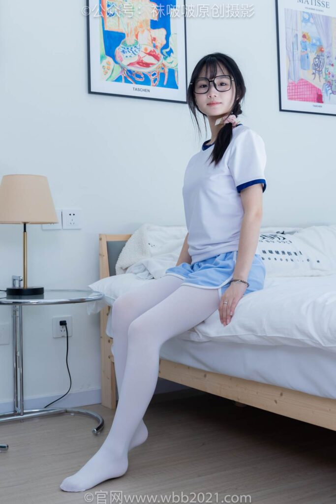 [BoBoSocks袜啵啵]NO.325 甜甜圈-皮鞋、厚白丝[145P/1V/6.81GB]插图