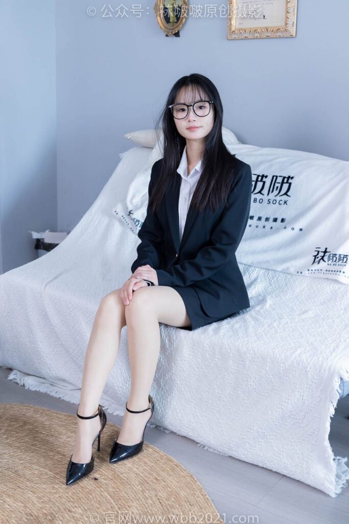 [BoBoSocks袜啵啵]NO.338 甜甜圈-高跟鞋、肉丝、ol风[150P/1V/6.54GB]插图1