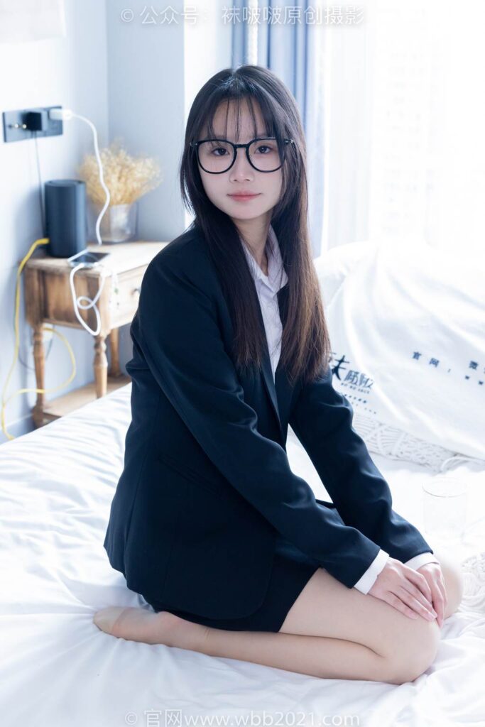 [BoBoSocks袜啵啵]NO.338 甜甜圈-高跟鞋、肉丝、ol风[150P/1V/6.54GB]插图3