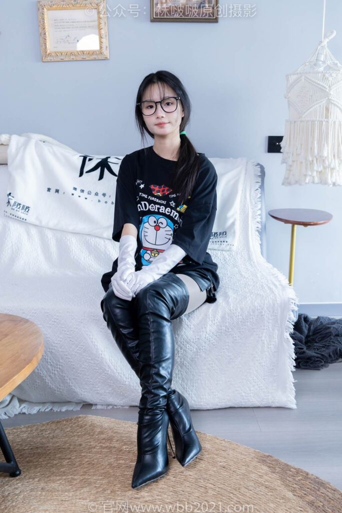 [BoBoSocks袜啵啵]NO.343 甜甜圈-高跟长靴、黑丝打底、肉丝[150P/1V/6.32GB]插图2