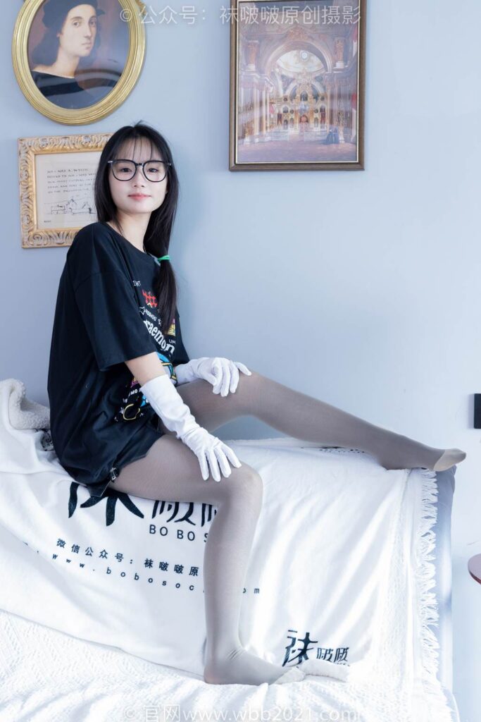 [BoBoSocks袜啵啵]NO.343 甜甜圈-高跟长靴、黑丝打底、肉丝[150P/1V/6.32GB]插图