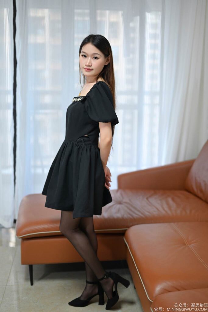 凝思摄影 NO.001 怡怡-连衣裙、黑丝、高跟鞋[137P/1V/3.74GB]插图