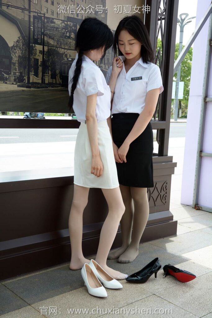 初夏女神 NO.294 柒柒、双双 黑白二期[140P/1V/4.89GB]插图2