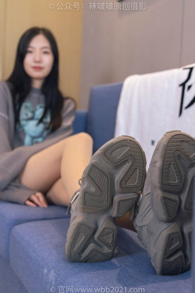 [BoBoSocks袜啵啵]NO.354 小甜豆-运动鞋、肉丝[140P/1V/5.95GB]插图3