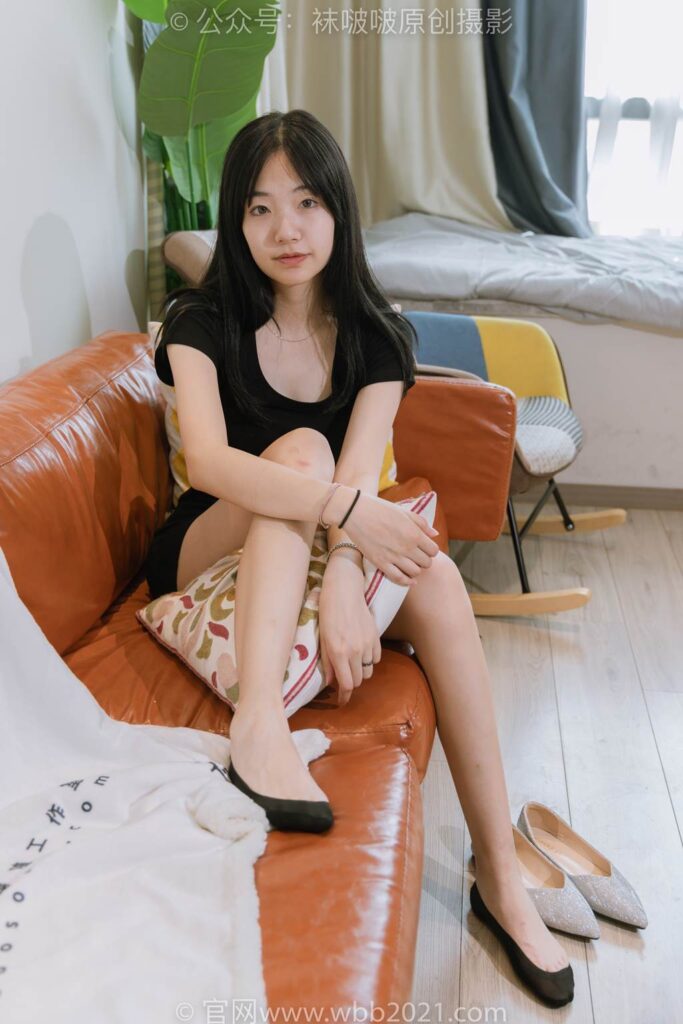 [BoBoSocks袜啵啵]NO.363 小甜豆-两双平底鞋、黑色船袜、裸足[140P/1V/5.59GB]插图2