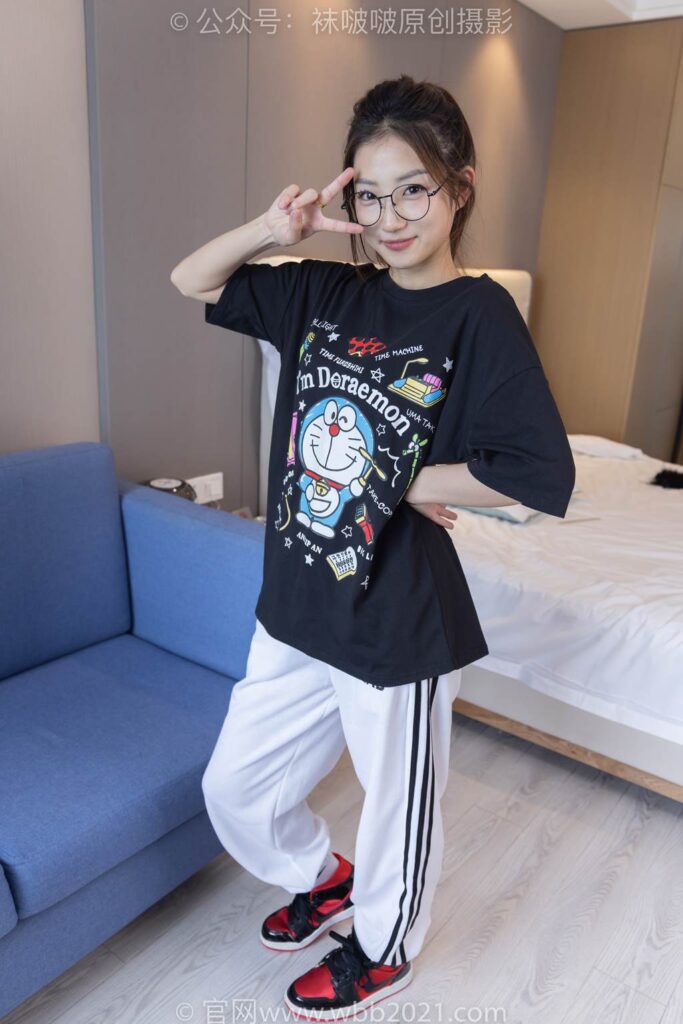 [BoBoSocks袜啵啵]NO.382 小沫-板鞋、白棉袜[143P/1V/5.58GB]插图3