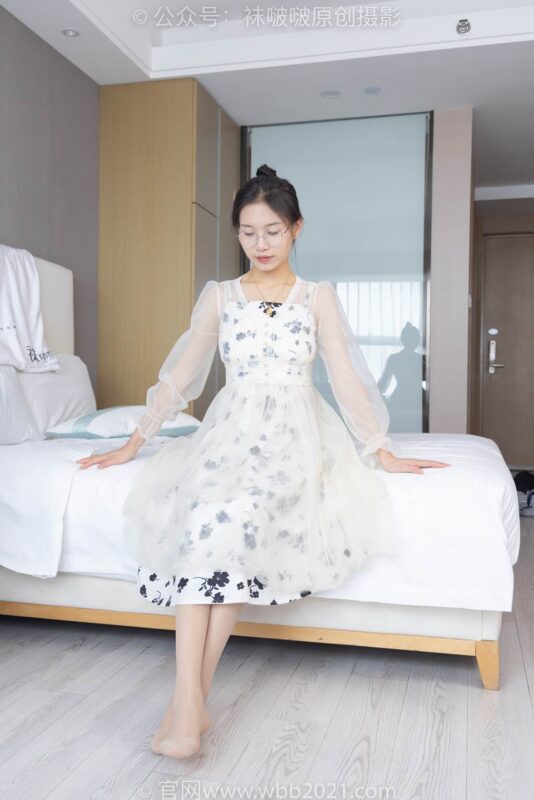 [BoBoSocks袜啵啵]NO.388 芝士-两双平底鞋、厚肉丝[150P/1V/5.68GB]-无料摄影圈