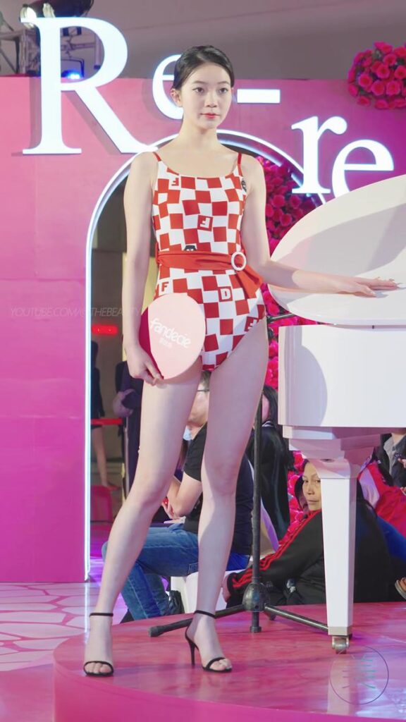 NO.0712 2023 珠海华发商都 #内衣秀 Racing Model 01[1V/949MB]插图3