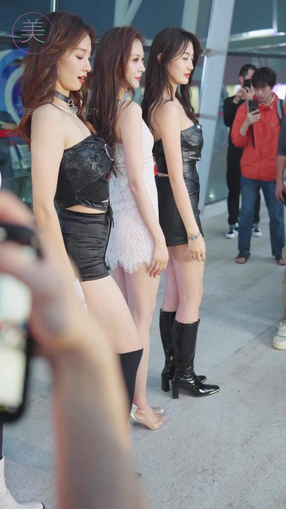 NO.0714 2023 广州车展 Racing Model 车模抖音网红随拍36[1V/598MB]插图3