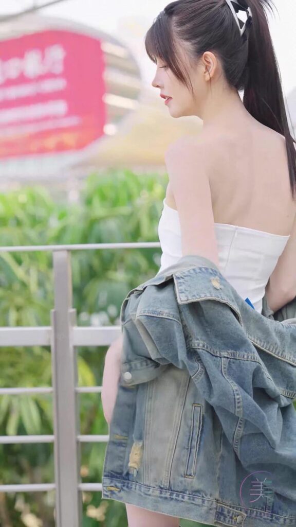 NO.0715 2023 广州车展 Racing Model 车模抖音网红随拍37[1V/345MB]插图1