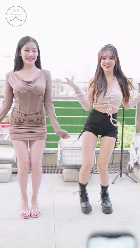 NO.0717 2023 广州车展 Racing Model 车模抖音网红随拍39[1V/219MB]插图