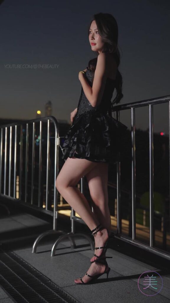 NO.0739 2023 广州车展 Racing Model 车模抖音网红随拍55[1V/288MB]插图2