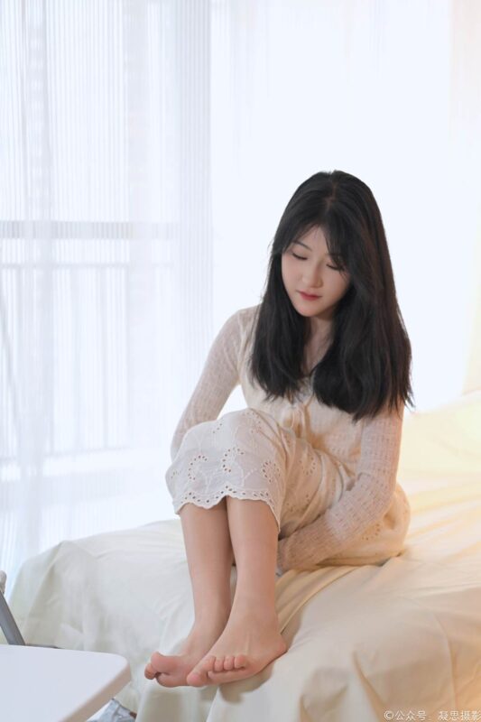 凝思摄影 NO.005 琦琦-连衣裙、短白袜、平底鞋[134P/1V/3.28GB]-无料摄影圈