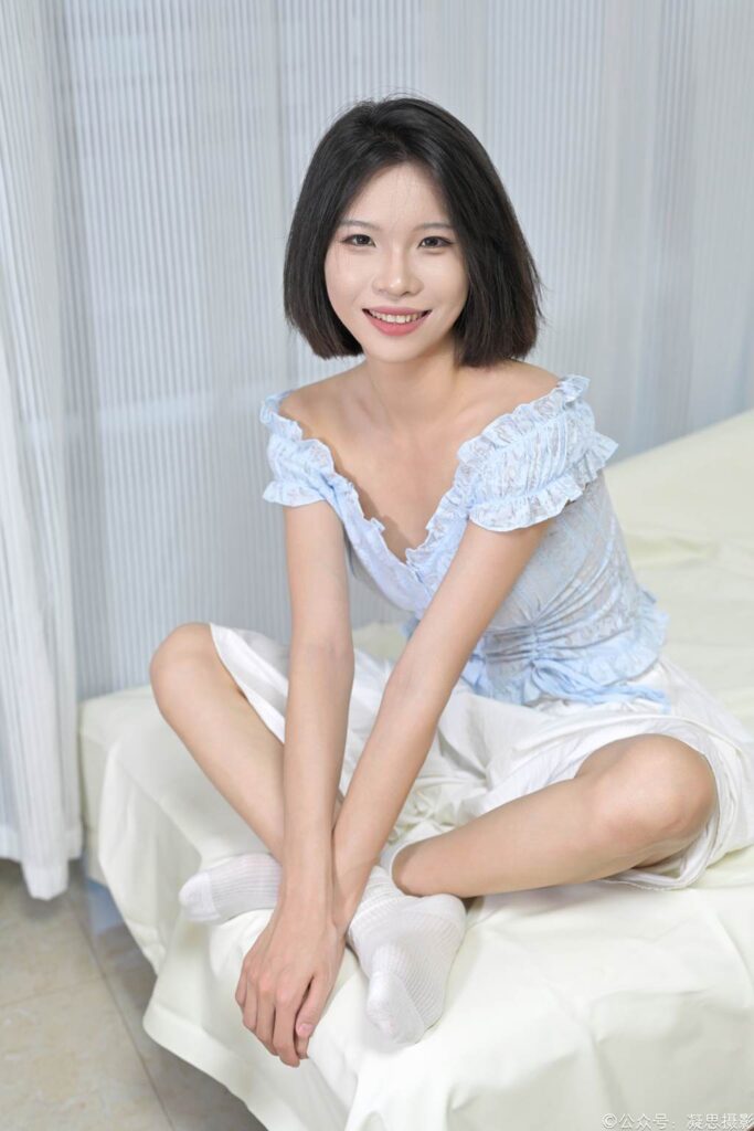 凝思摄影 NO.007 小睿-长裙、短白袜、平底鞋[133P/1V/4.56GB]插图