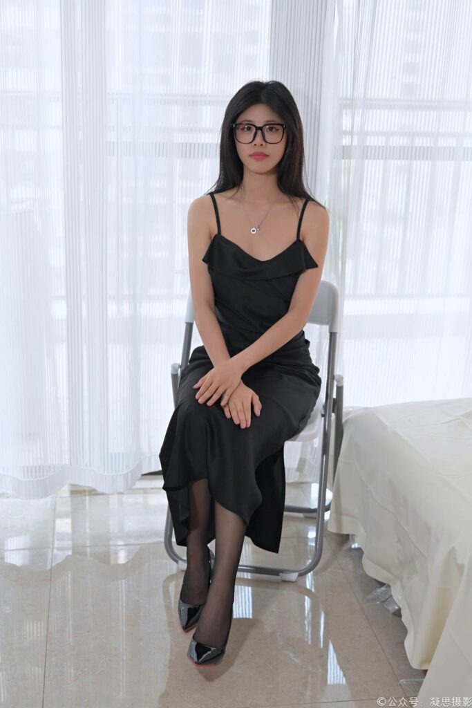 凝思摄影 NO.010 木木-包臀裙、黑丝、高跟鞋[136P/1V/3.36GB]插图1