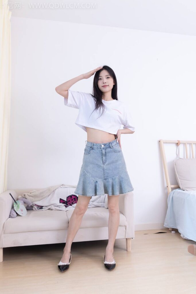 物恋传媒 NO.2469 茯苓-平底鞋、高跟凉鞋、白船袜、裸足[160P/1V/3.57GB]插图1