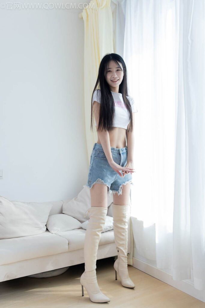 物恋传媒 NO.2475 菜菜-长靴、白棉袜、裸足[184P/1V/4.70GB]插图2