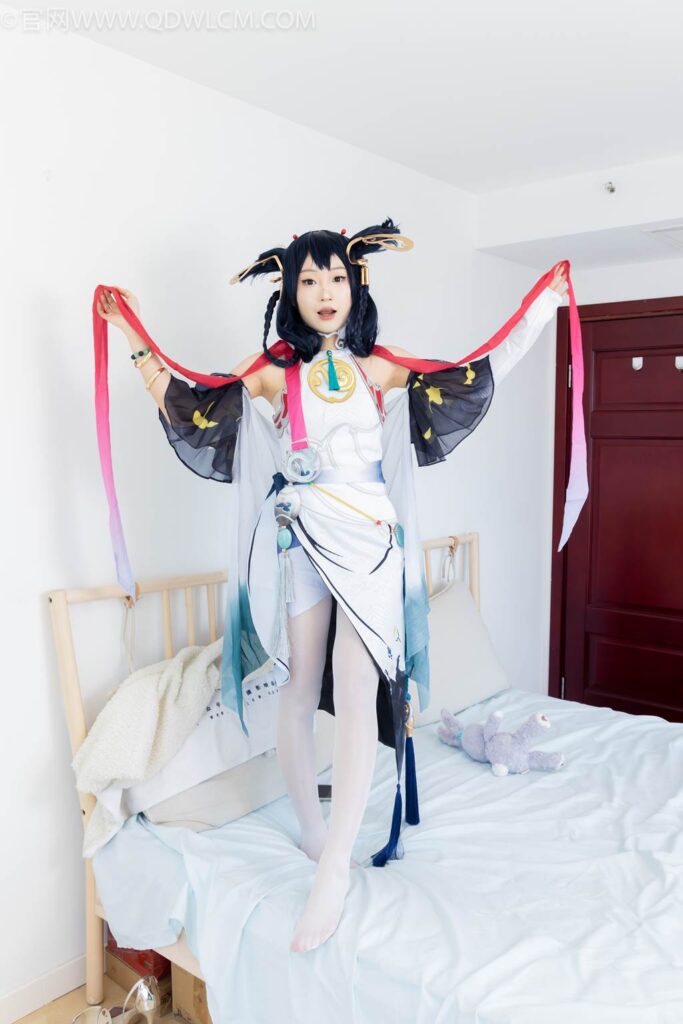 物恋传媒 NO.2478 嘟嘟-cos服、高跟凉鞋、薄白丝、薄黑丝[183P/1V/5.28GB]插图