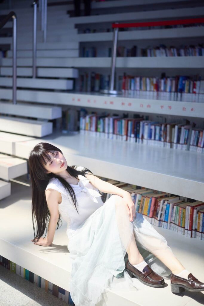 Shika小鹿鹿 NO.116 – 图书馆[16P/294MB]插图1