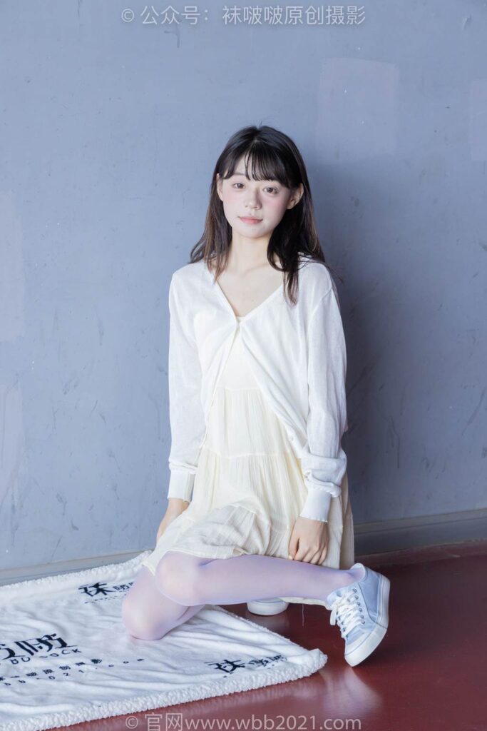 [BoBoSocks袜啵啵]NO.395 糯米-板鞋、白丝[145P/1V/6.59GB]插图2