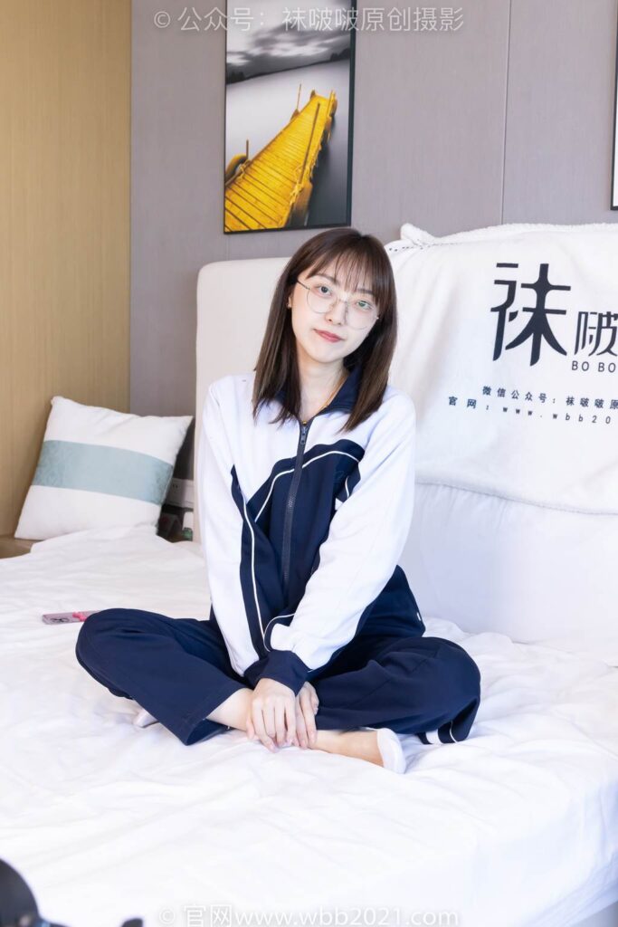 [BoBoSocks袜啵啵]NO.398 稚予-板鞋、白船袜、裸足[150P/1V/6.42GB]插图3