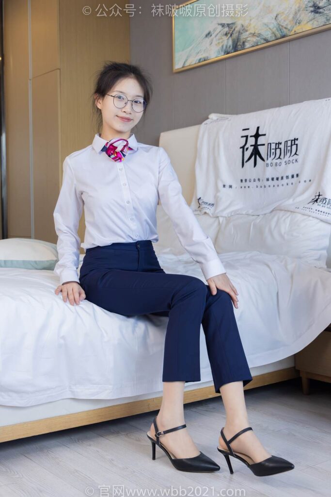 [BoBoSocks袜啵啵]NO.401 芝士-高跟鞋、肉丝、裸足 [145P/1V/5.95GB]插图1