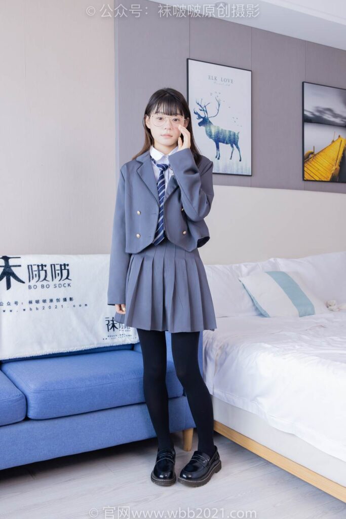 BoBoSocks袜啵啵 NO.402 糯米-皮鞋、厚黑丝、学院jk[140P/1V/6.29GB]插图1