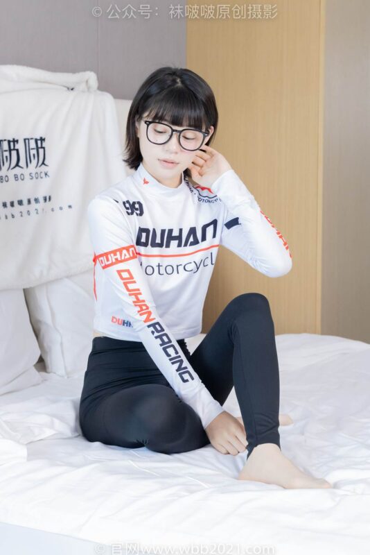 [BoBoSocks袜啵啵]NO.410 糯米-运动鞋、白棉袜、肉丝、瑜伽裤裤里丝[145P/1V/6.68GB]-无料摄影圈