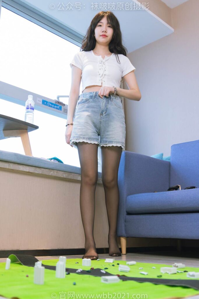 [BoBoSocks袜啵啵]NO.420 小甜豆-高跟鞋、黑丝、裸足[172P/2V/7.85GB]插图3