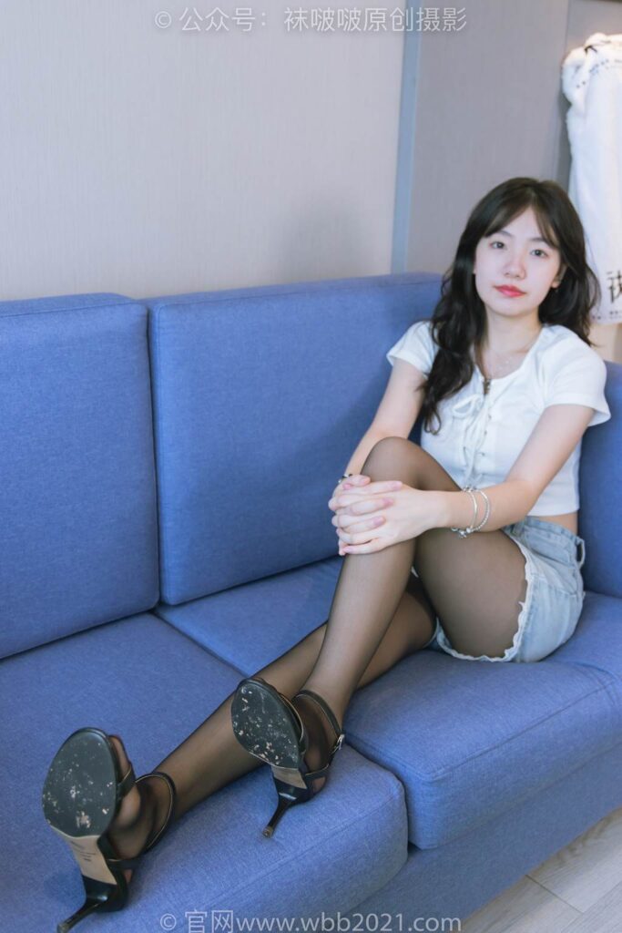 [BoBoSocks袜啵啵]NO.420 小甜豆-高跟鞋、黑丝、裸足[172P/2V/7.85GB]插图2