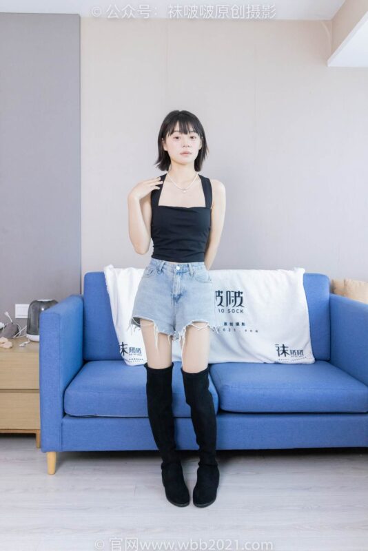 [BoBoSocks袜啵啵]NO.422 糯米-长靴、白棉袜、肉丝[140P/1V/6.79GB]-无料摄影圈