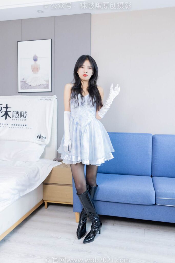 [BoBoSocks袜啵啵]NO.427 奶油-两双长靴、黑丝[149P/1V/6.79GB]插图1