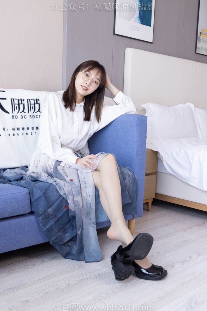 [BoBoSocks袜啵啵]NO.428 稚予-皮鞋、灰丝[150P/1V/6.05GB]插图3