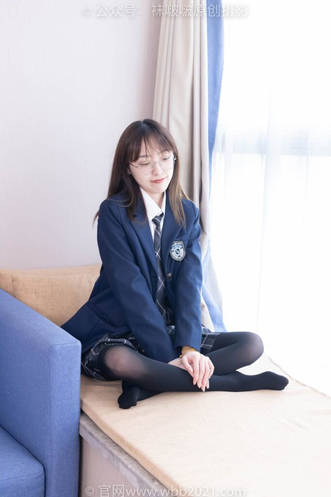 [BoBoSocks袜啵啵]NO.432 稚予-皮鞋、厚黑丝、jk制服[184P/1V/6.83GB]插图3