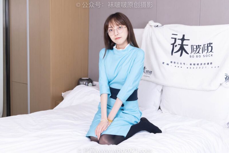 [BoBoSocks袜啵啵]NO.440 稚予-高跟鞋、厚黑丝、空姐制服[200P/1V/6.91GB]-无料摄影圈