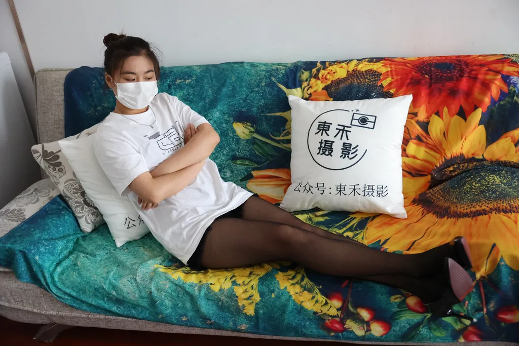 三禾摄影 NO.004 黑丝大腿袜[169P/880MB]插图3