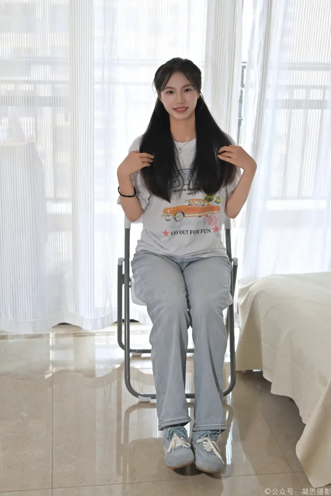 凝思摄影 NO.019 德美-T恤、短白袜、平底鞋[200P/4.70GB]插图1