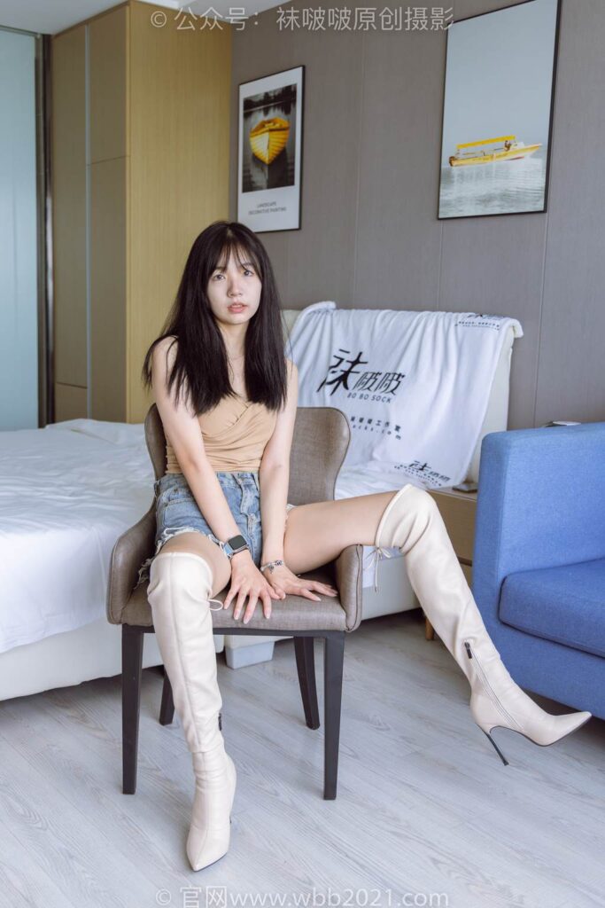 [BoBoSocks袜啵啵]NO.441 小甜豆-高跟长靴、白棉袜、裸足[179P/1V/6.57GB]插图3