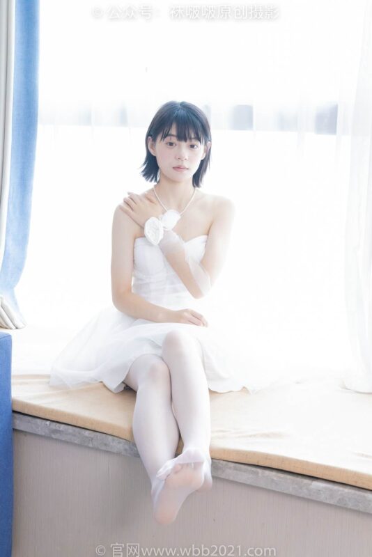 [BoBoSocks袜啵啵]NO.443 糯米-高跟鞋、白丝、裸足[139P/1V/6.32GB]-无料摄影圈